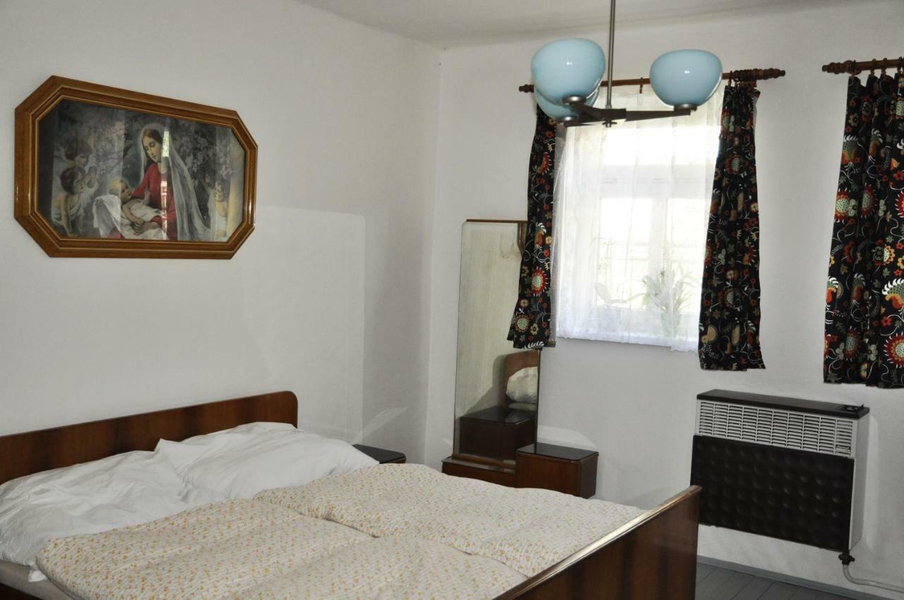 Lately Renovated Country House Trenčín エクステリア 写真